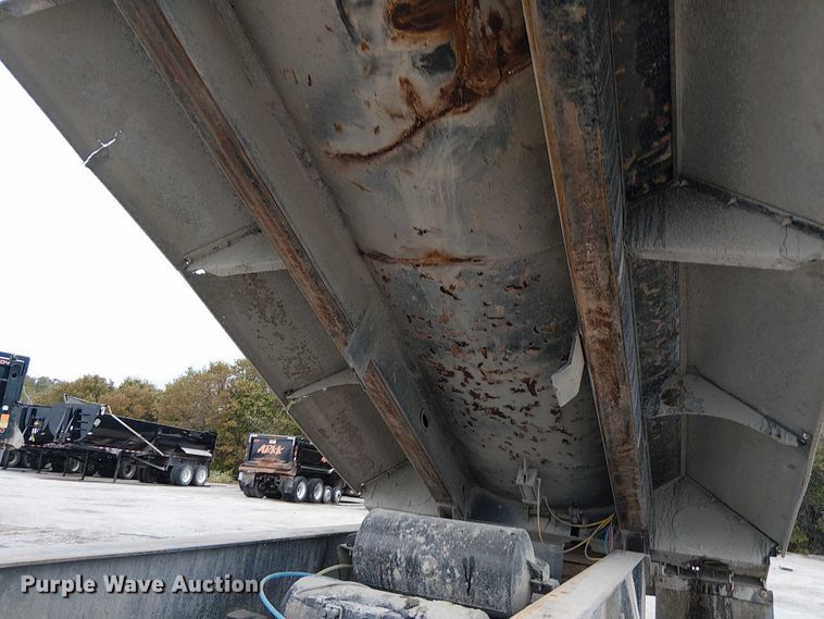 image for item DJ7916 2023 ConstructionTrailer Specialist HRD31QFTRI end dump trailer