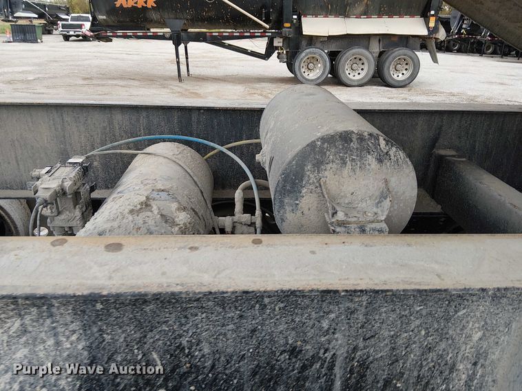 image for item DJ7916 2023 ConstructionTrailer Specialist HRD31QFTRI end dump trailer