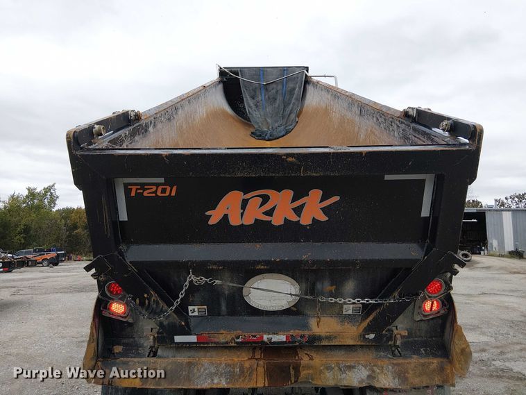 image for item DJ7916 2023 ConstructionTrailer Specialist HRD31QFTRI end dump trailer