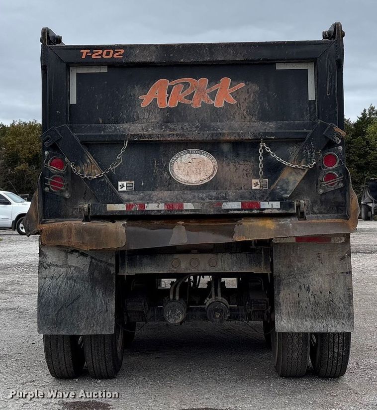 image for item DJ7917 2023 Construction Trailer Specialist HRD 31 QF TRI end dump trailer