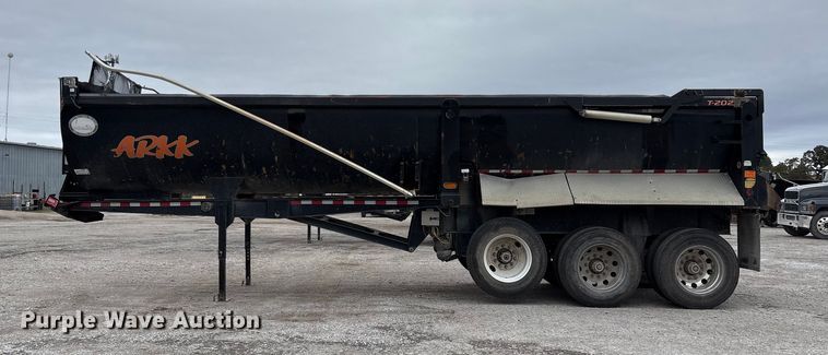 image for item DJ7917 2023 Construction Trailer Specialist HRD 31 QF TRI end dump trailer