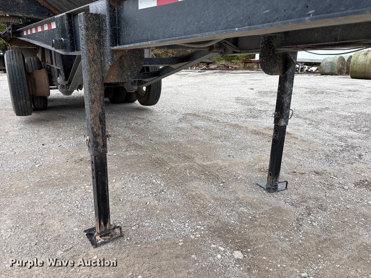 image for item DJ7917 2023 Construction Trailer Specialist HRD 31 QF TRI end dump trailer