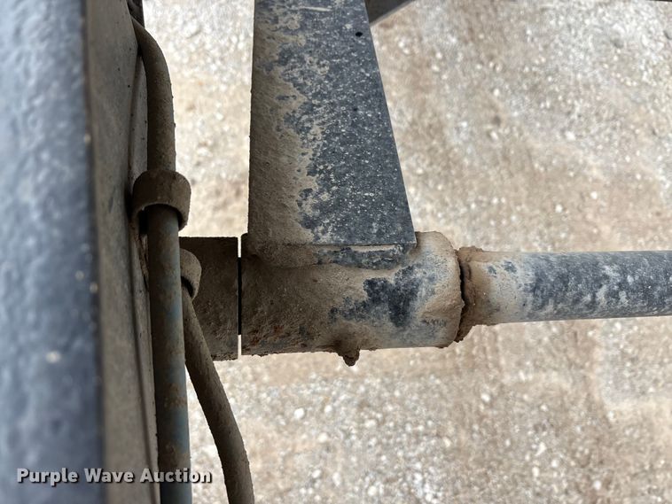 image for item DJ7917 2023 Construction Trailer Specialist HRD 31 QF TRI end dump trailer