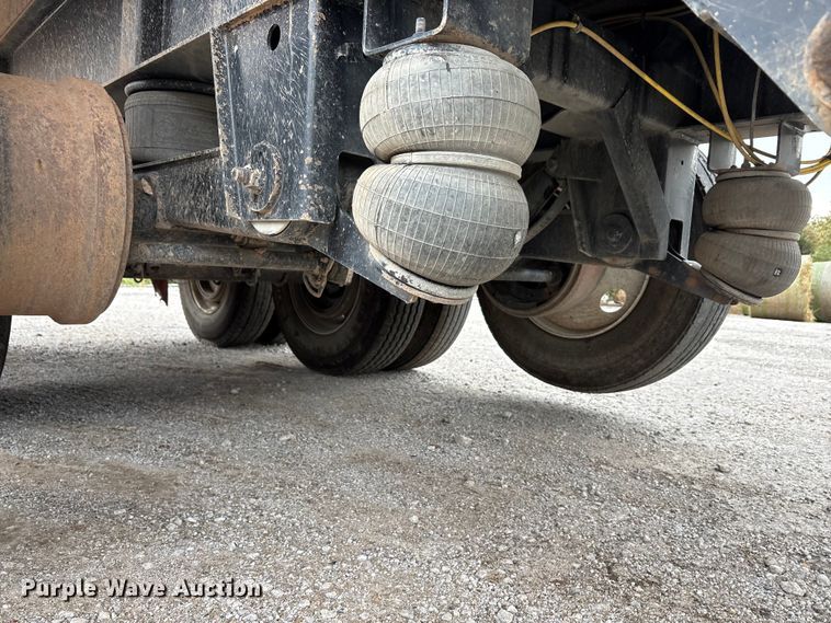 image for item DJ7917 2023 Construction Trailer Specialist HRD 31 QF TRI end dump trailer