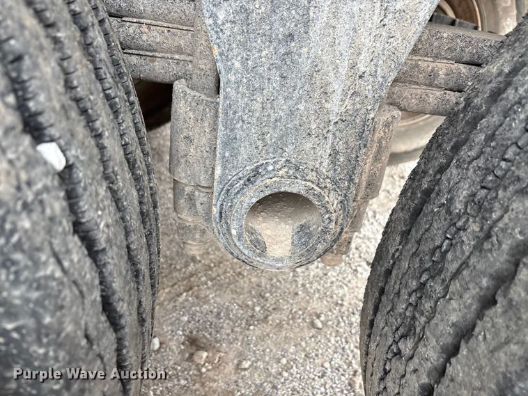 image for item DJ7917 2023 Construction Trailer Specialist HRD 31 QF TRI end dump trailer