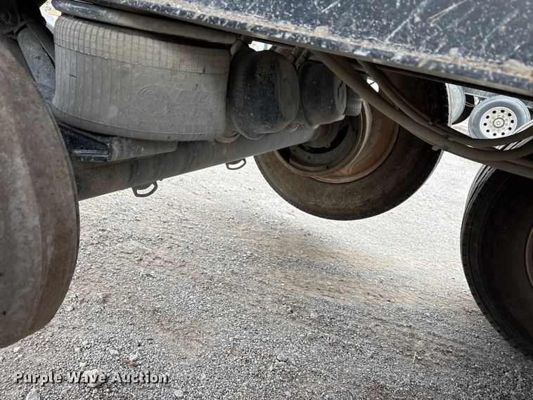 image for item DJ7917 2023 Construction Trailer Specialist HRD 31 QF TRI end dump trailer