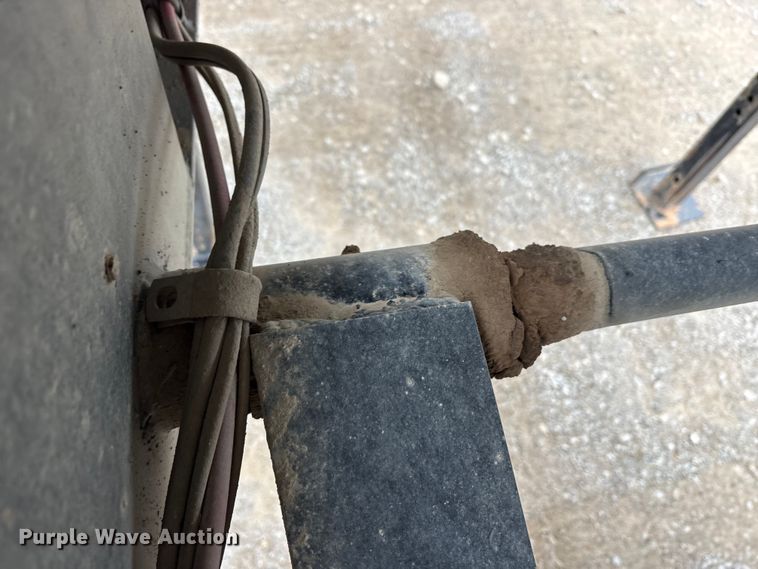 image for item DJ7917 2023 Construction Trailer Specialist HRD 31 QF TRI end dump trailer