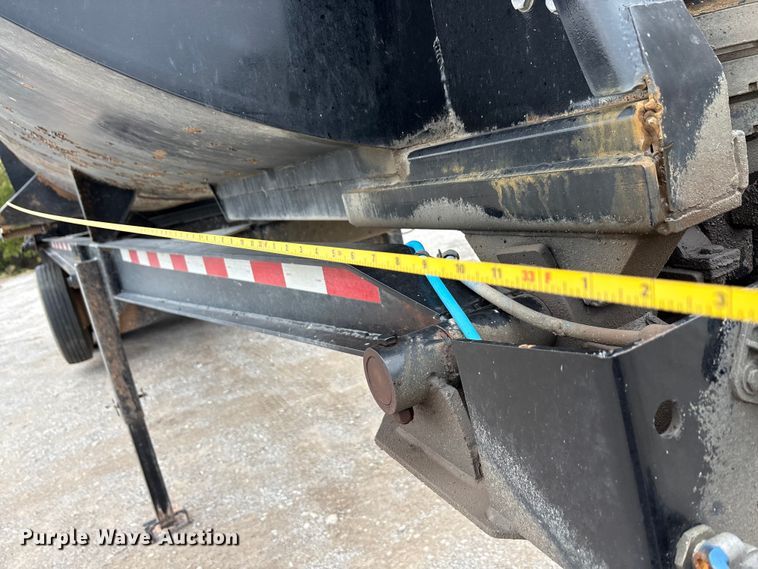 image for item DJ7917 2023 Construction Trailer Specialist HRD 31 QF TRI end dump trailer