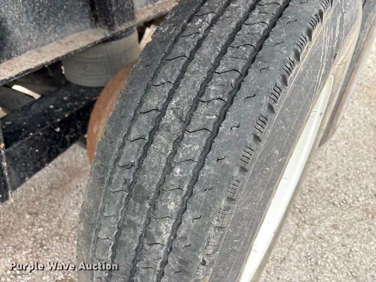 image for item DJ7917 2023 Construction Trailer Specialist HRD 31 QF TRI end dump trailer