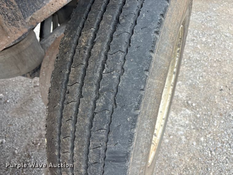 image for item DJ7917 2023 Construction Trailer Specialist HRD 31 QF TRI end dump trailer