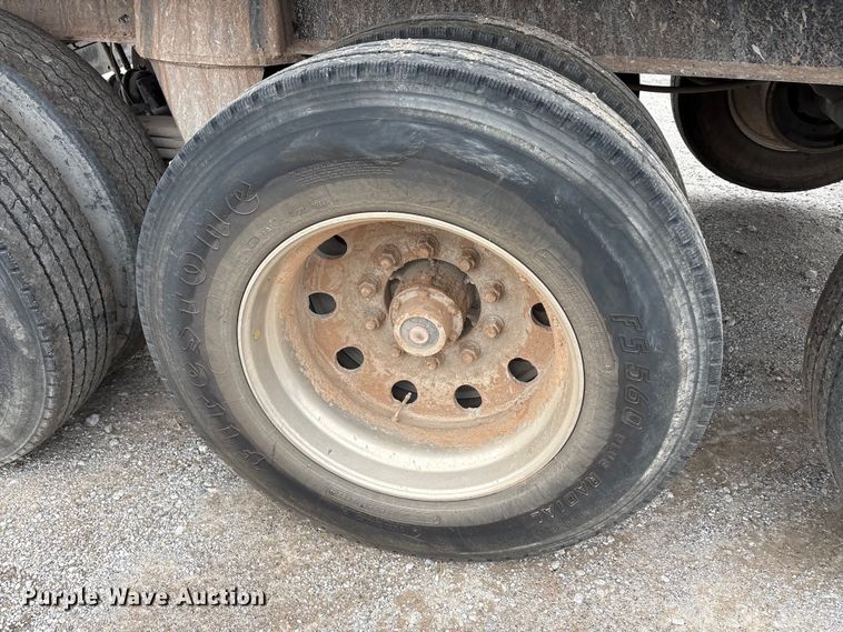 image for item DJ7917 2023 Construction Trailer Specialist HRD 31 QF TRI end dump trailer