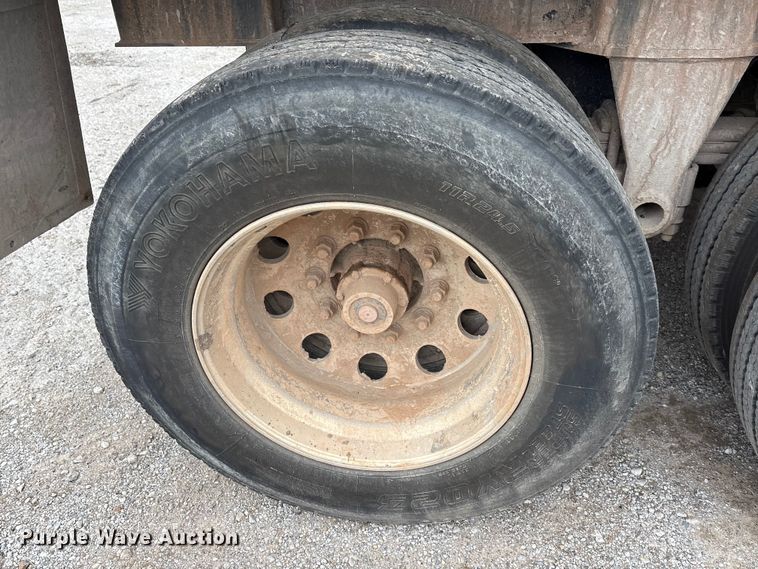 image for item DJ7917 2023 Construction Trailer Specialist HRD 31 QF TRI end dump trailer