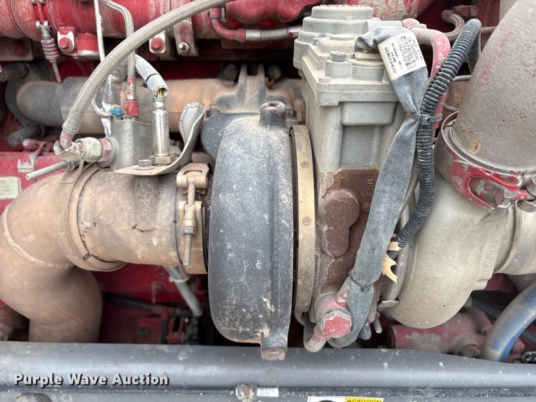 image for item DJ7920 2014 Peterbilt 389 semi truck