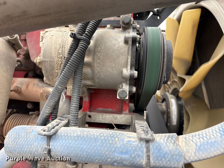 image for item DJ7920 2014 Peterbilt 389 semi truck