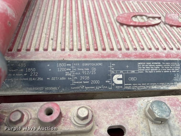 image for item DJ7920 2014 Peterbilt 389 semi truck