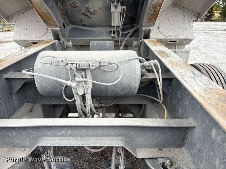 image for item DJ7921 2023 Armor Lite SHD-28/42 QF AR end dump trailer