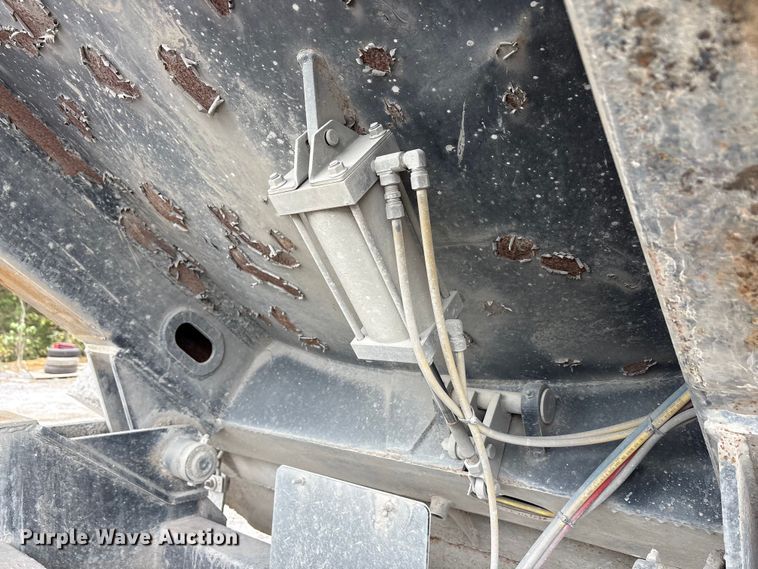 image for item DJ7921 2023 Armor Lite SHD-28/42 QF AR end dump trailer