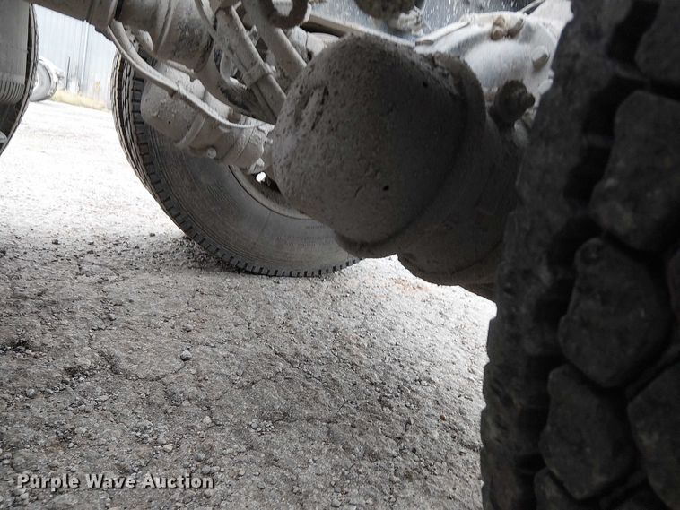 image for item DJ7922 2023 Mack Pinnacle semi truck