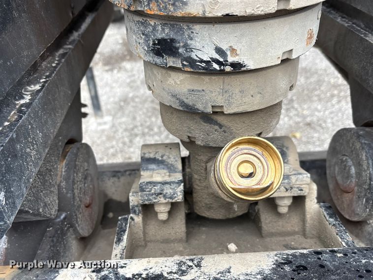 image for item DJ7923 2023 Construction Trailer Specialist HRD 31 QF TRI end dump trailer