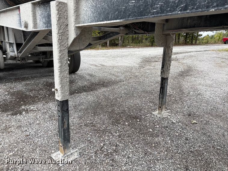 image for item DJ7923 2023 Construction Trailer Specialist HRD 31 QF TRI end dump trailer