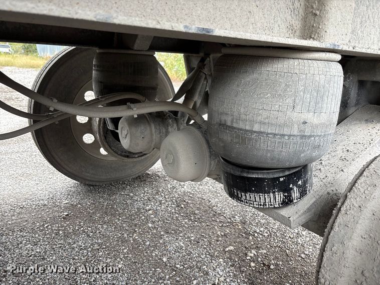 image for item DJ7923 2023 Construction Trailer Specialist HRD 31 QF TRI end dump trailer