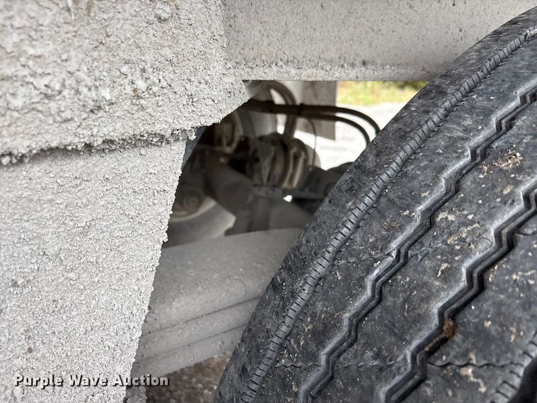 image for item DJ7923 2023 Construction Trailer Specialist HRD 31 QF TRI end dump trailer