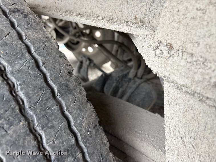 image for item DJ7923 2023 Construction Trailer Specialist HRD 31 QF TRI end dump trailer