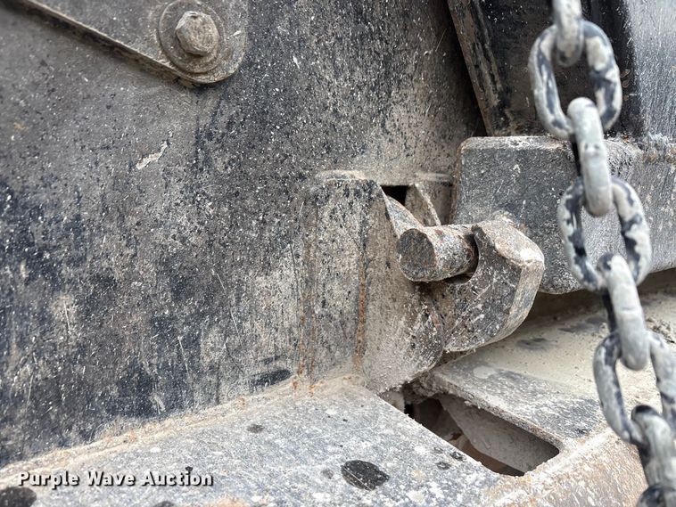 image for item DJ7923 2023 Construction Trailer Specialist HRD 31 QF TRI end dump trailer