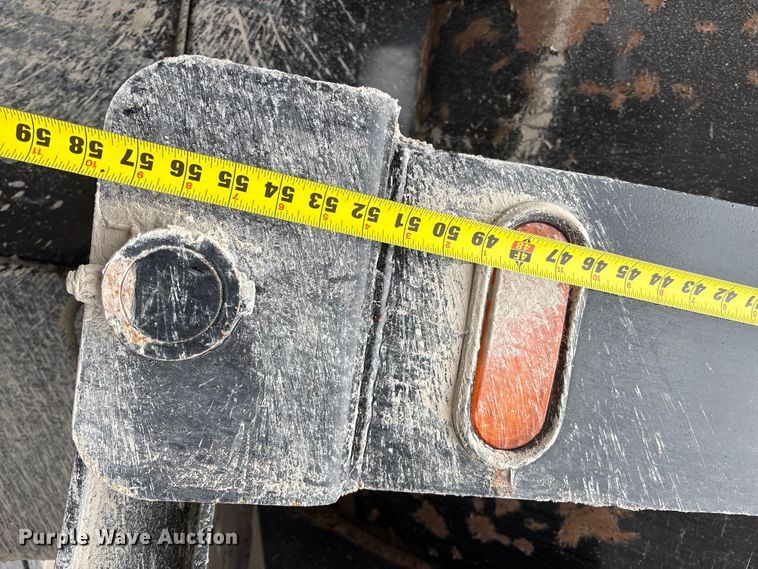 image for item DJ7923 2023 Construction Trailer Specialist HRD 31 QF TRI end dump trailer