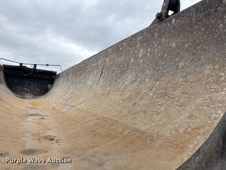 image for item DJ7923 2023 Construction Trailer Specialist HRD 31 QF TRI end dump trailer