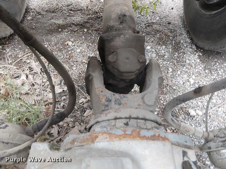 image for item DJ7927 1997 Peterbilt 385 semi truck