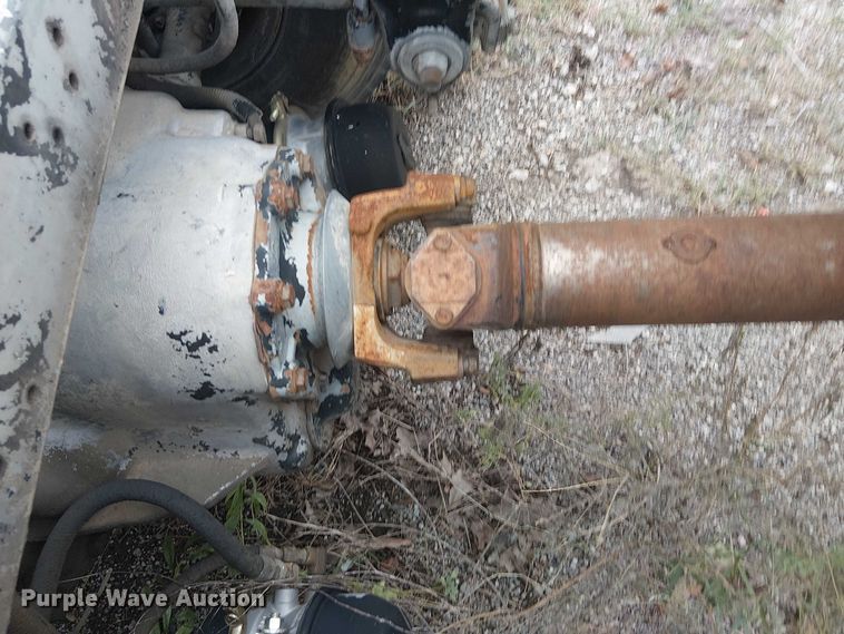 image for item DJ7927 1997 Peterbilt 385 semi truck