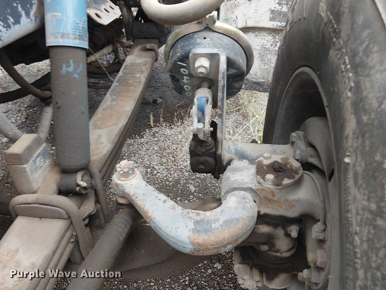 image for item DJ7927 1997 Peterbilt 385 semi truck