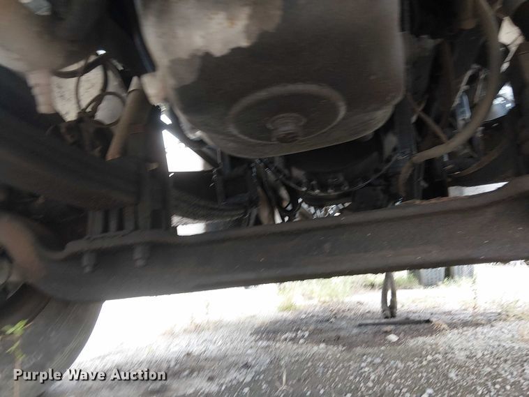 image for item DJ7927 1997 Peterbilt 385 semi truck