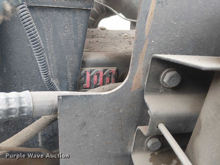 image for item DJ7927 1997 Peterbilt 385 semi truck