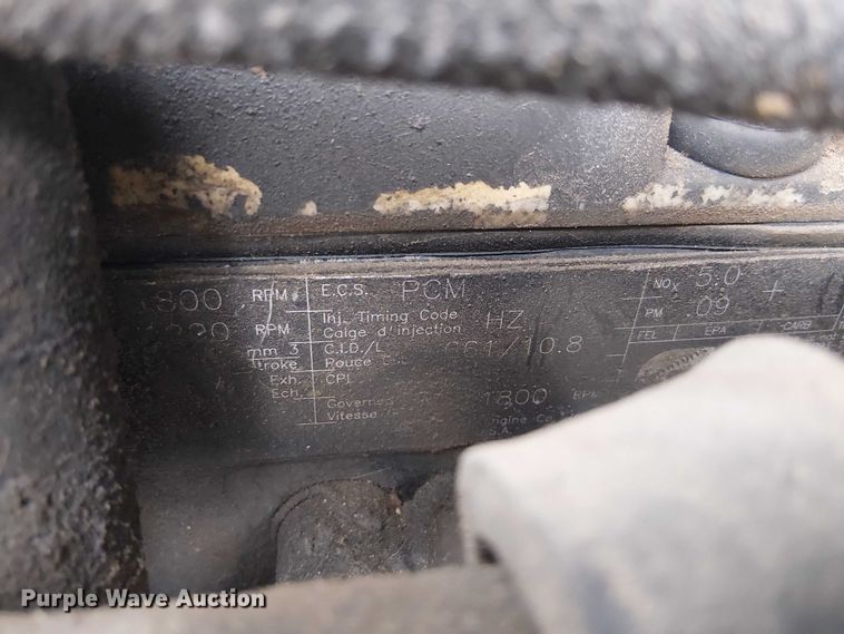 image for item DJ7927 1997 Peterbilt 385 semi truck