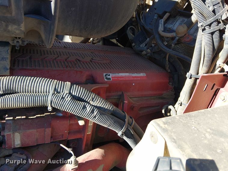 image for item DJ7929 2011 Kenworth T800 semi truck