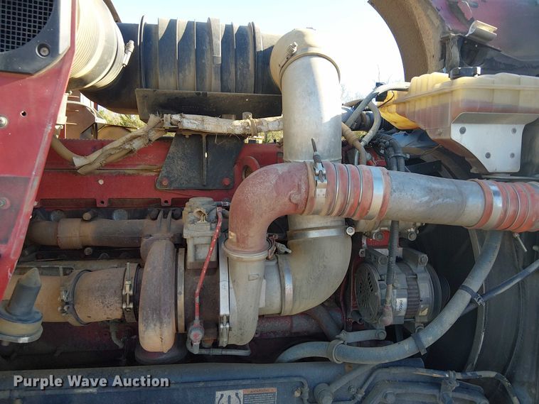 image for item DJ7929 2011 Kenworth T800 semi truck