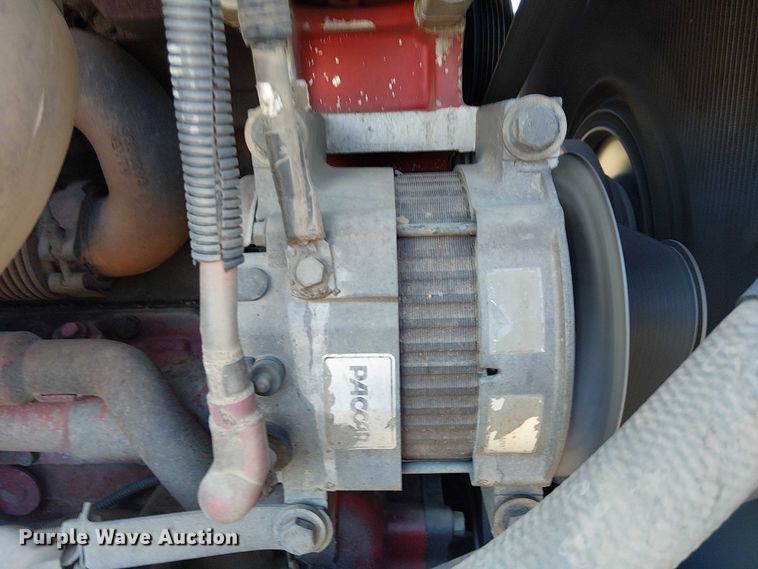 image for item DJ7929 2011 Kenworth T800 semi truck