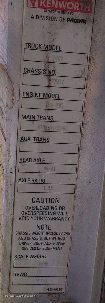 image for item DJ7929 2011 Kenworth T800 semi truck