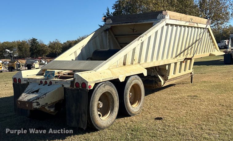 image for item DJ7930 2007 Construction Trailer Specialist  BDT-40 bottom dump trailer