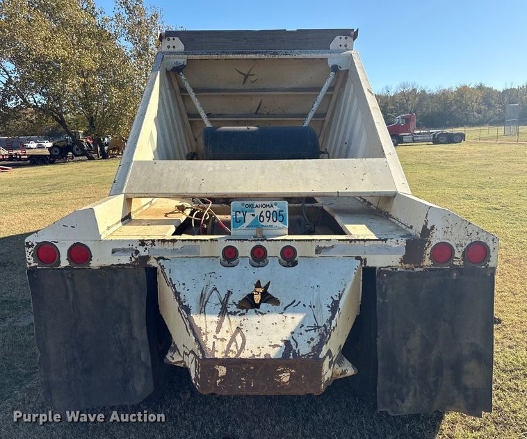 image for item DJ7930 2007 Construction Trailer Specialist  BDT-40 bottom dump trailer