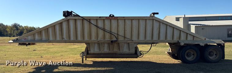 image for item DJ7930 2007 Construction Trailer Specialist  BDT-40 bottom dump trailer