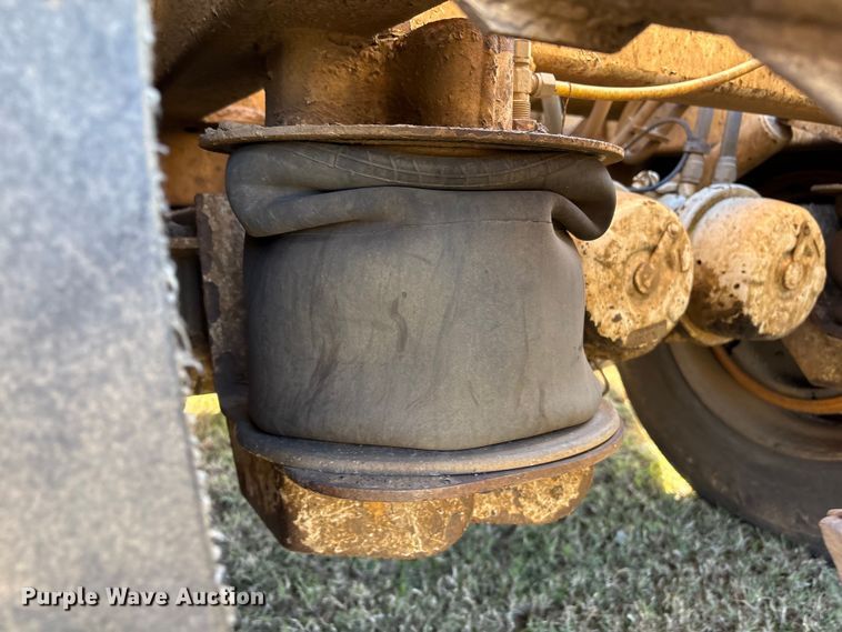 image for item DJ7930 2007 Construction Trailer Specialist  BDT-40 bottom dump trailer