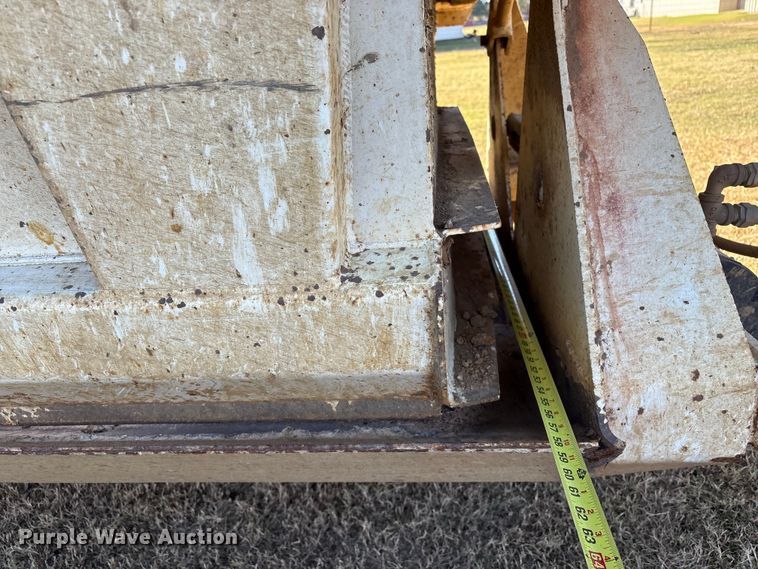 image for item DJ7930 2007 Construction Trailer Specialist  BDT-40 bottom dump trailer