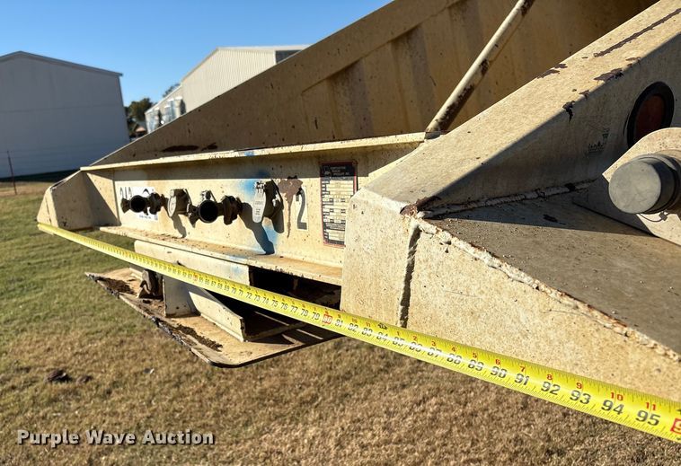 image for item DJ7930 2007 Construction Trailer Specialist  BDT-40 bottom dump trailer