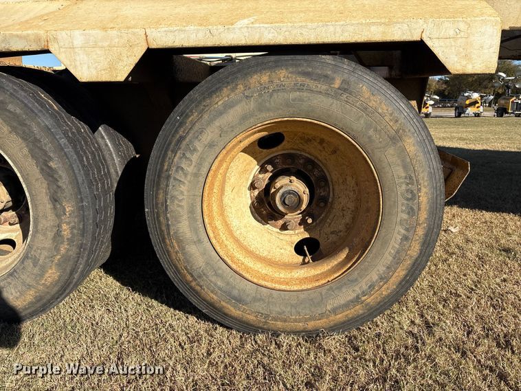 image for item DJ7930 2007 Construction Trailer Specialist  BDT-40 bottom dump trailer