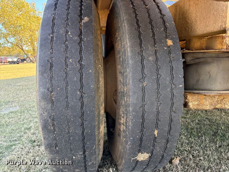 image for item DJ7930 2007 Construction Trailer Specialist  BDT-40 bottom dump trailer