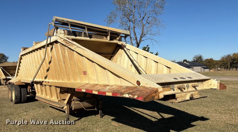 image for item DJ7931 2011 Construction Trailer Specialists BDT-40 LW bottom dump trailer