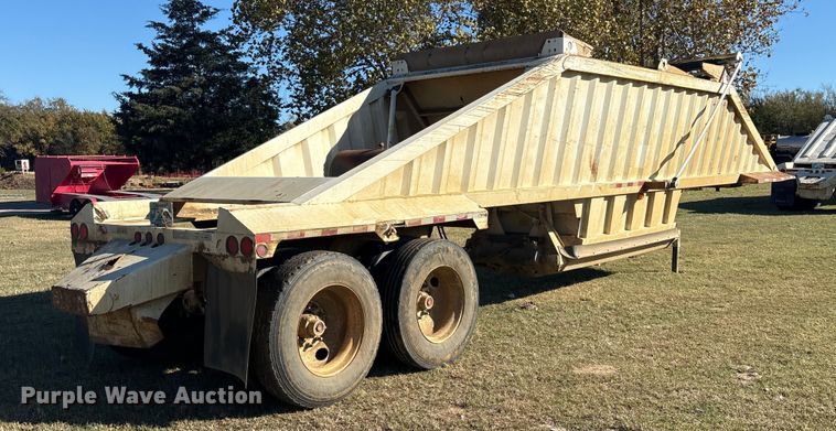 image for item DJ7931 2011 Construction Trailer Specialists BDT-40 LW bottom dump trailer
